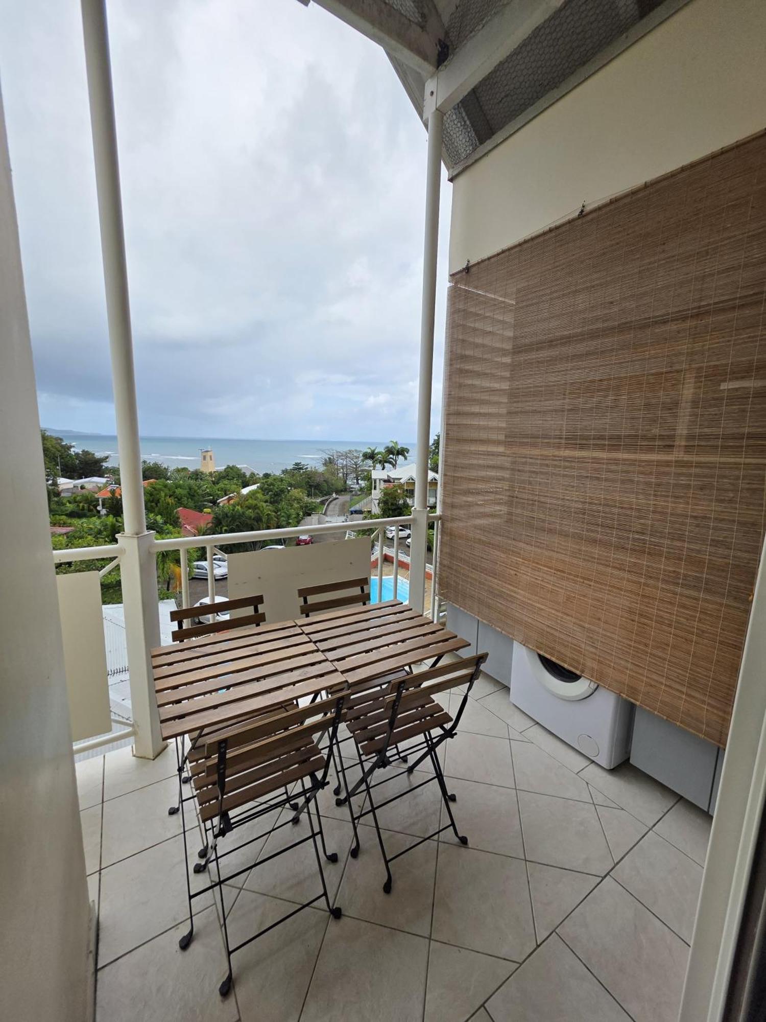 Ferienwohnung Flamboyant De La Baie Trinite  Exterior foto